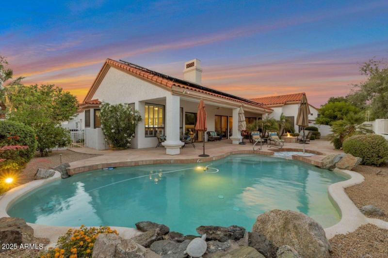 Relax in the pool/spa