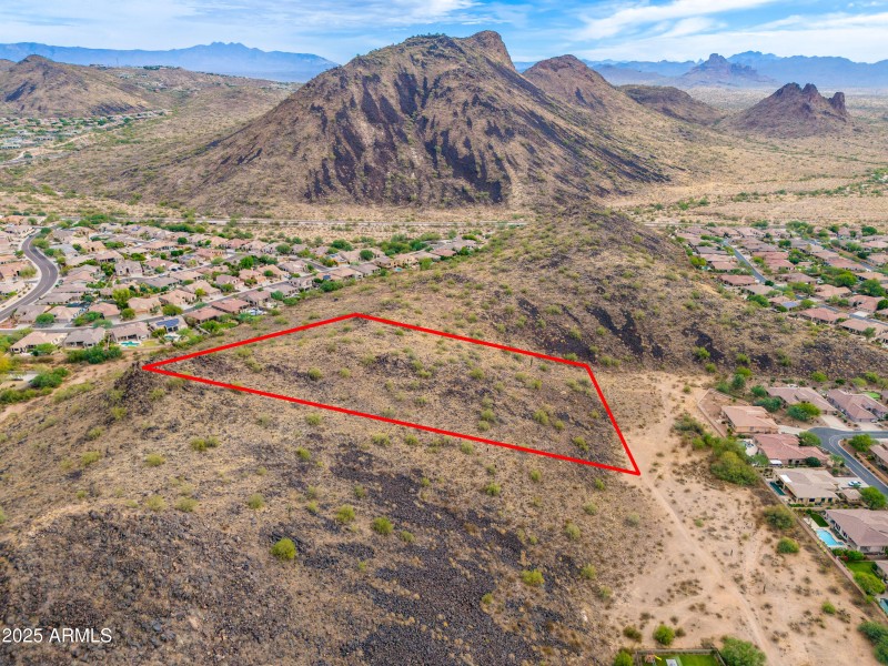 13358 E Mountain View Rd - 7 with border