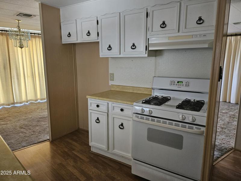 Plenty of Kitchen Storage