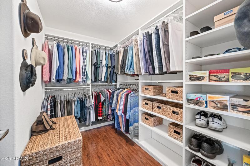 25-16631EELB212-ocupix