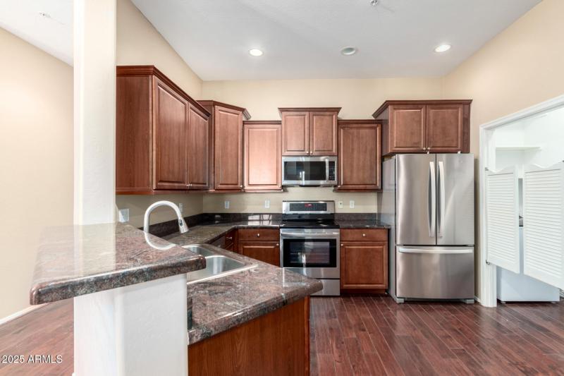 09 Mountain View 12107