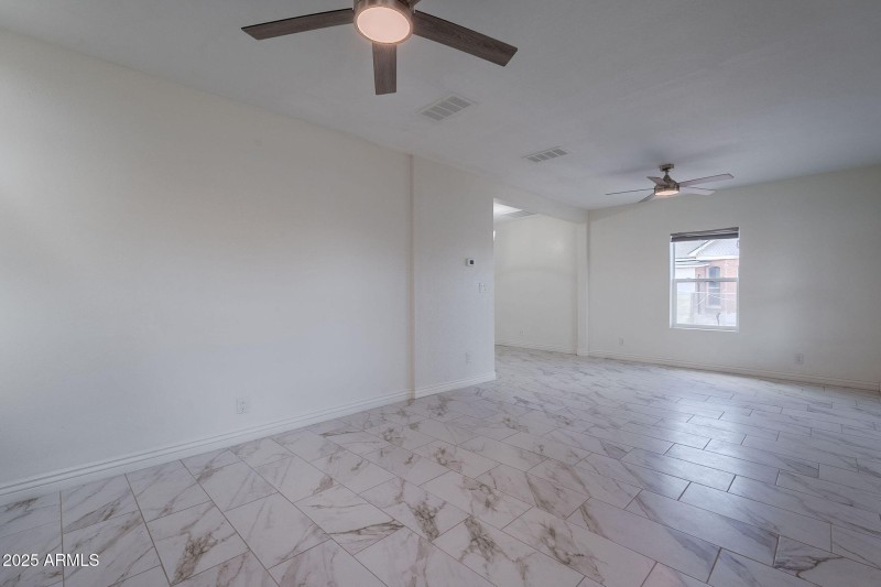 10-web-or-mls-Jeffferson-010