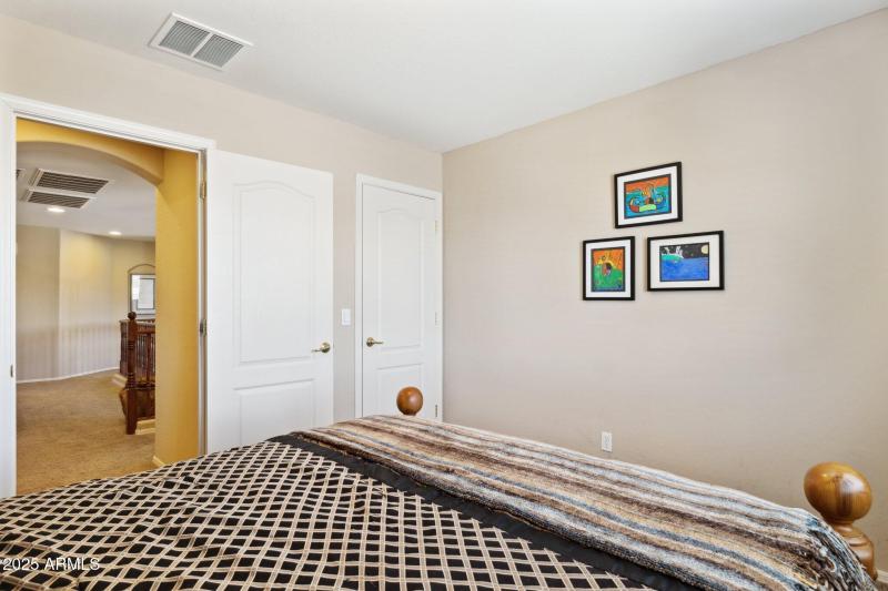 32-web-or-mls-21019-n-sansom-dr