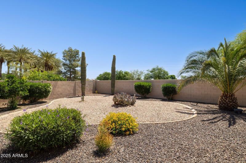 35-web-or-mls-21019-n-sansom-dr