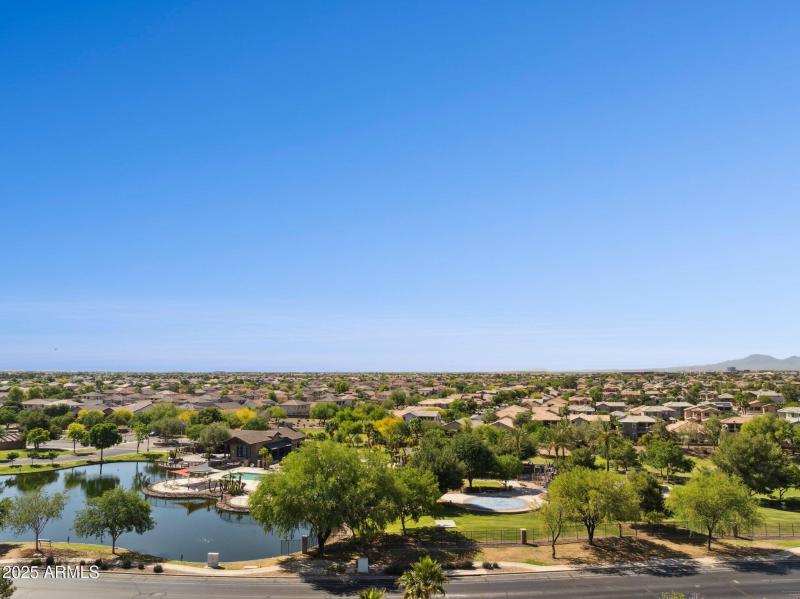 41-web-or-mls-21019-n-sansom-dr