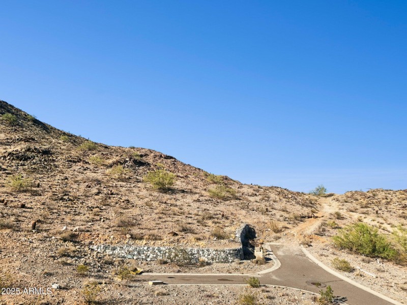 5-web-or-mls-3367-n-highlands-dr-39