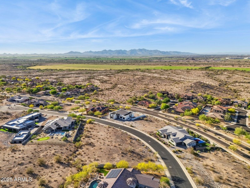 7-web-or-mls-17837-w-estes-way