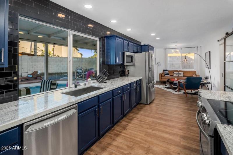 22BEBAE8-4044-454A-9579-61BDEBAD7AEC_1_1