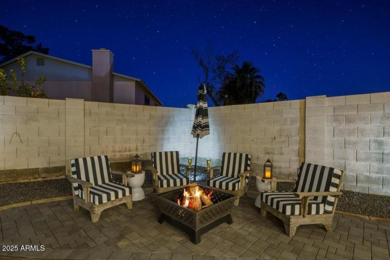 2D772E7E-009B-499F-B3C0-461C5A4BB885_1_1