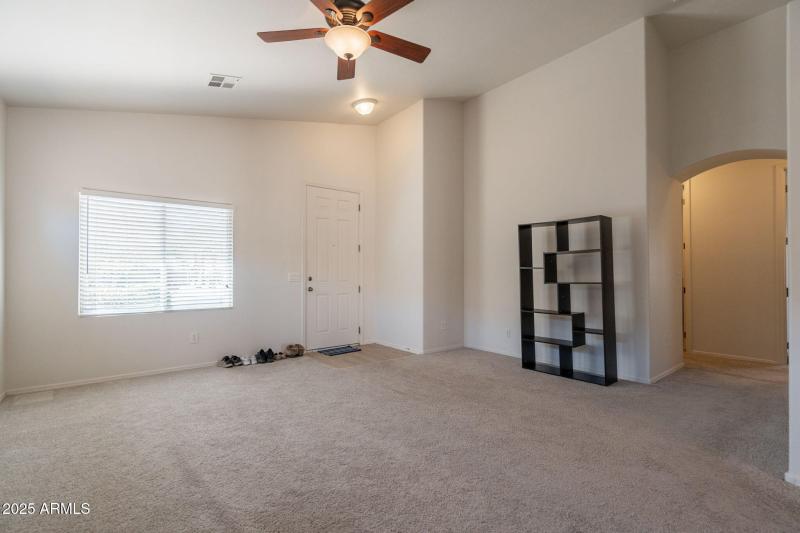 6-web-or-mls-Hubbard-6