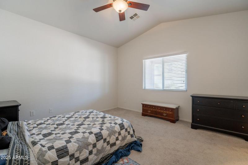 24-web-or-mls-Hubbard-24