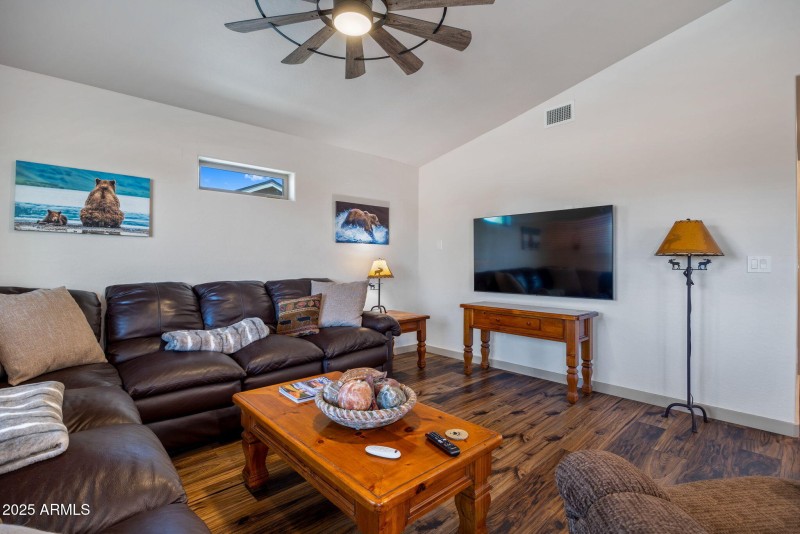 2231SitgreavesDr-Overgaard-AZ-6