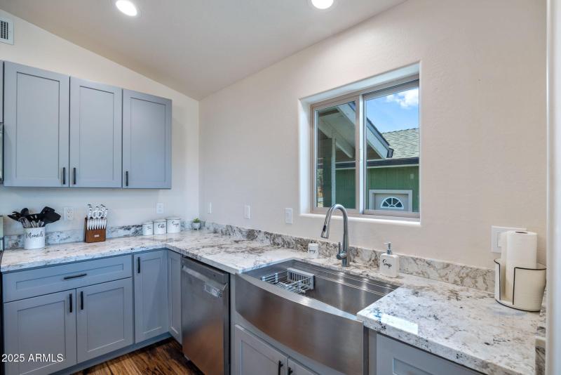 2231SitgreavesDr-Overgaard-AZ-9