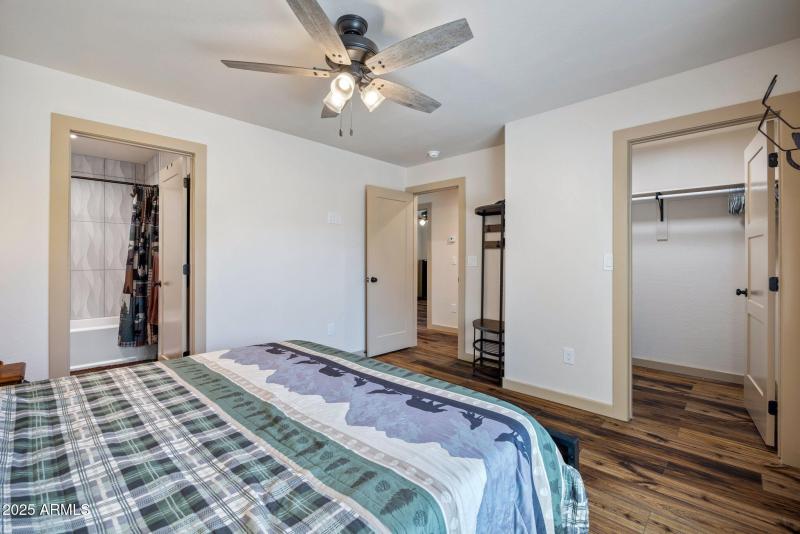 2231SitgreavesDr-Overgaard-AZ-14