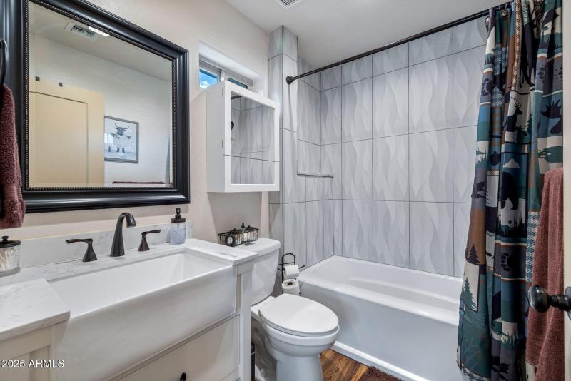 2231SitgreavesDr-Overgaard-AZ-15