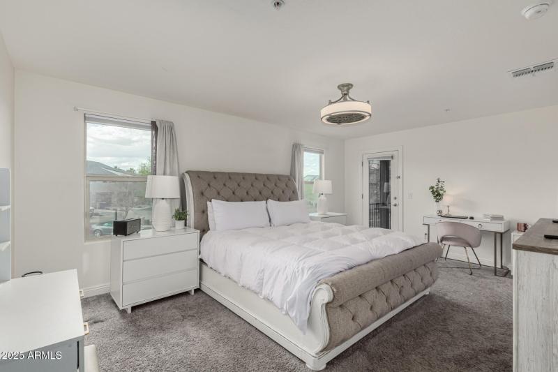 15 - Stone Hill 2540