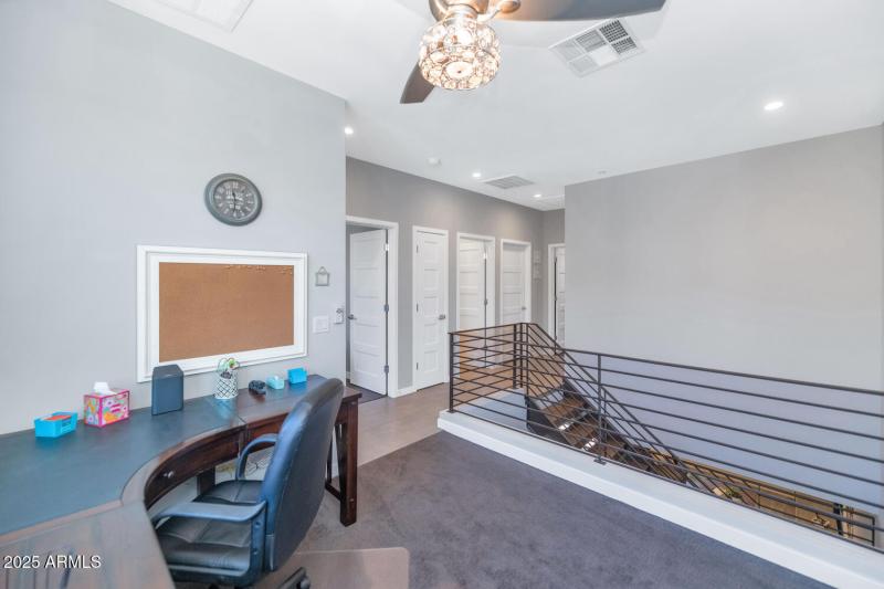 6990 E 6th St-large-026-009-6990 E 6th S