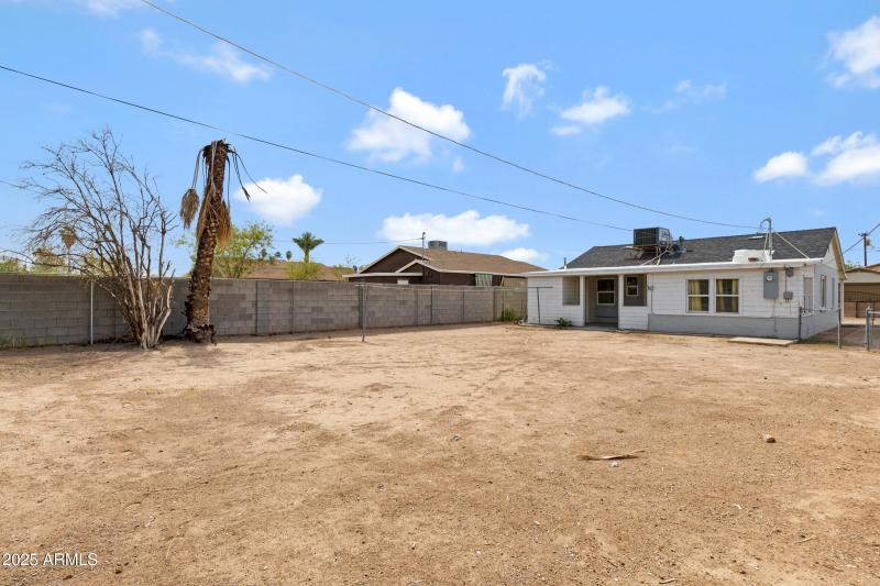 3426 W Maricopa St-21