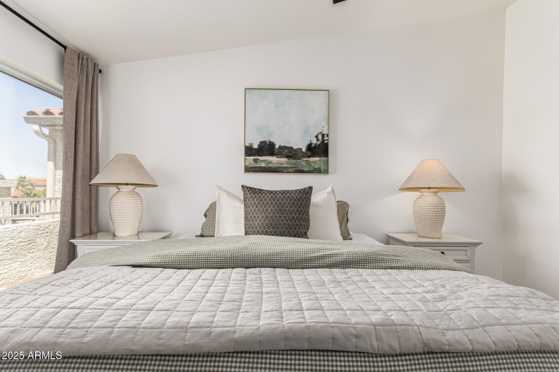 13-Mountain View Lake