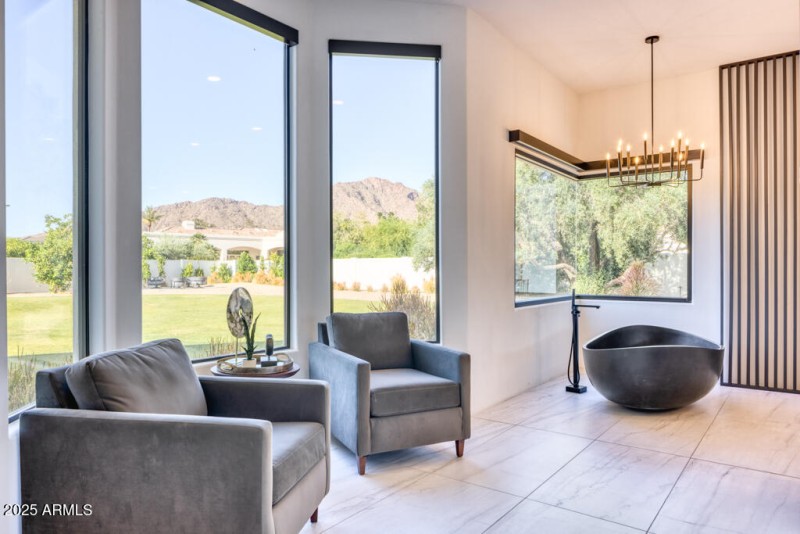 Primary Sitting Room