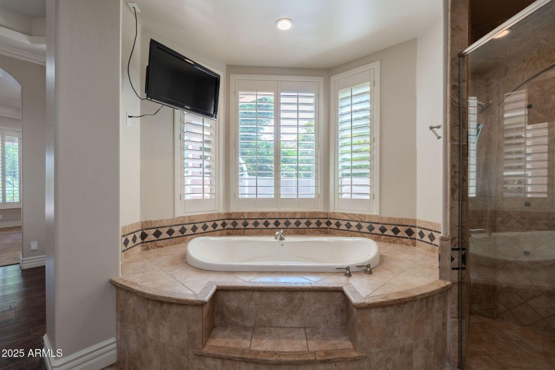 27-web-or-mls-Norcroft-27