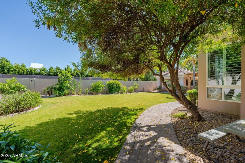 92-web-or-mls-Norcroft-93