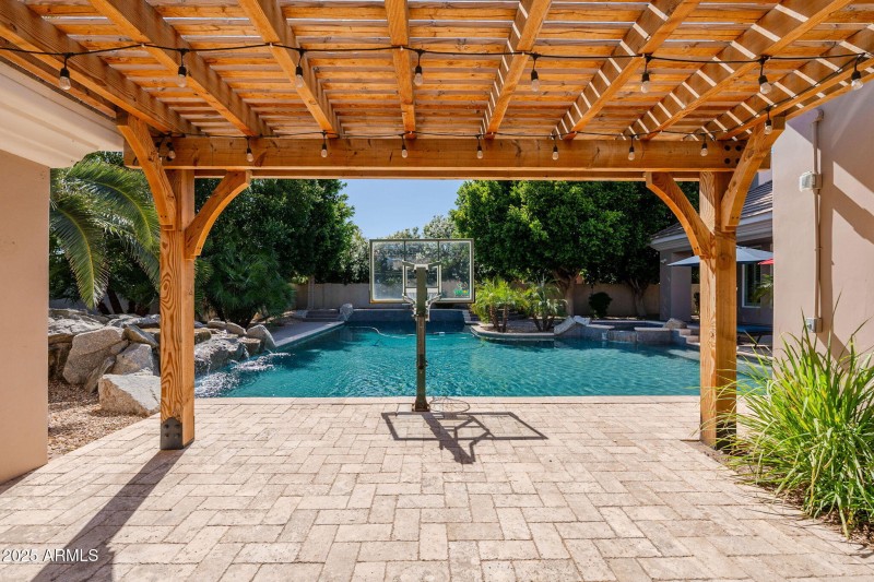 93-web-or-mls-Norcroft-94