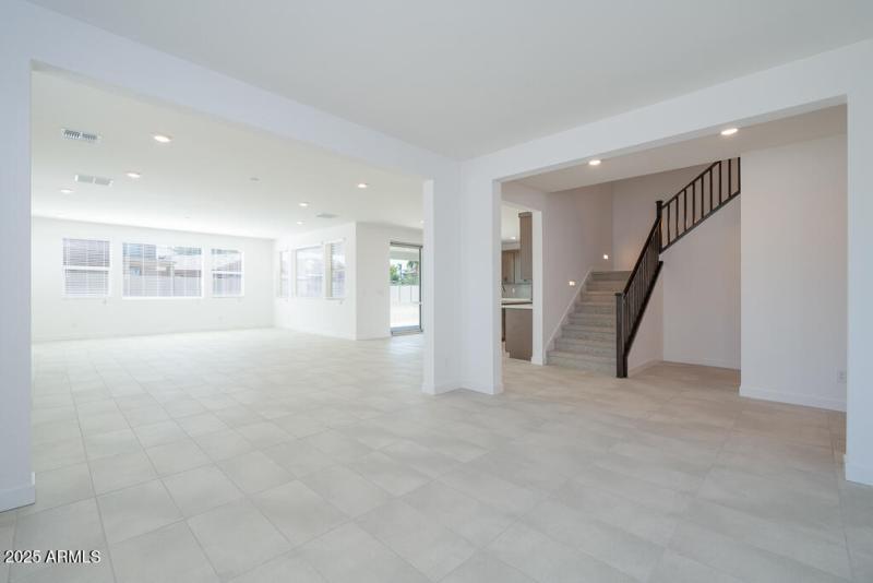 Tri Pointe Terraza 89 - Flex Space-2MLS