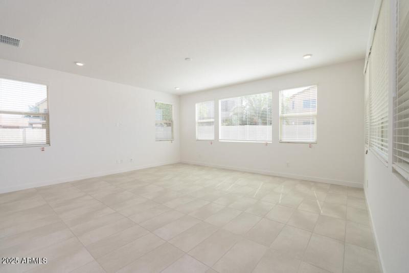 Tri Pointe Terraza 89 - Great Room-1MLS