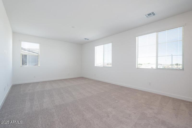 Tri Pointe Terraza 90 - Loft-1MLS