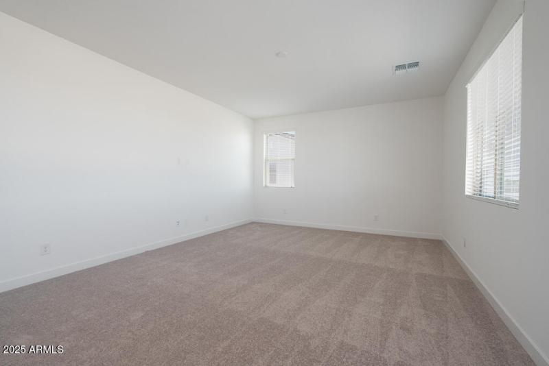 Tri Pointe Terraza 90 - Loft-4MLS