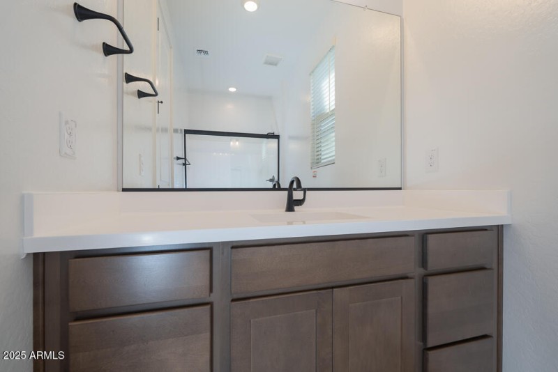 Tri Pointe Terraza 92 - Bathroom 3-1MLS