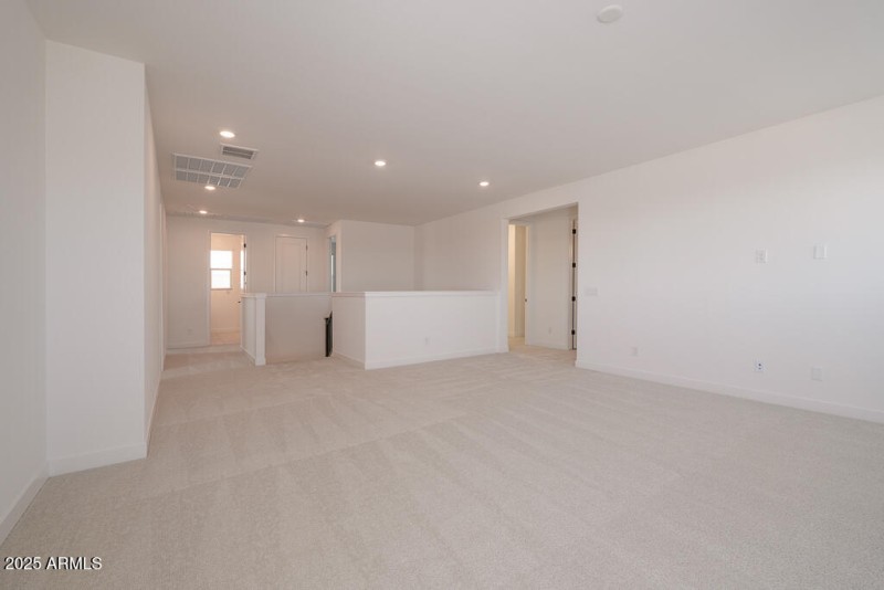 Tri Pointe Terraza 92 - Loft-4MLS