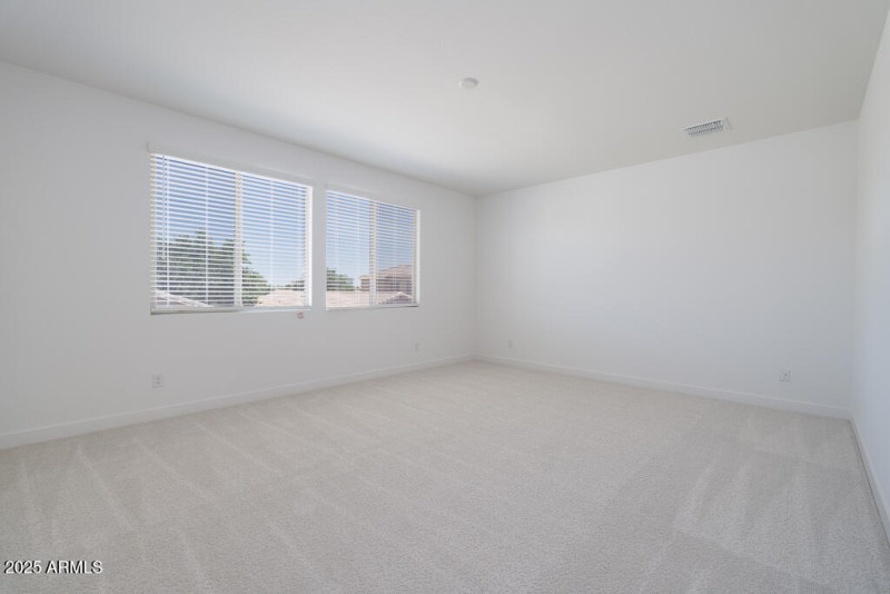 Tri Pointe Terraza 92 - Primary Suite-1M