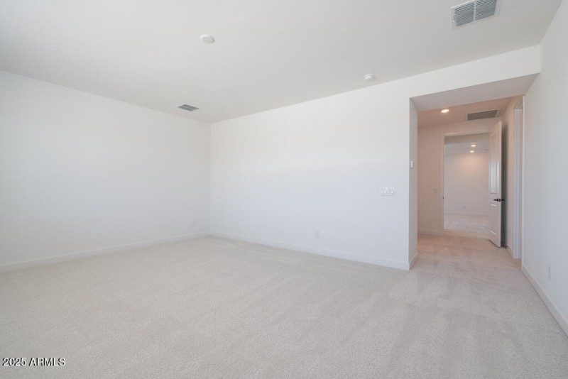 Tri Pointe Terraza 92 - Primary Suite-2M