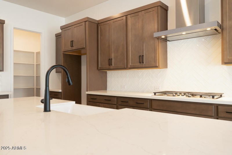 Tri Pointe Terraza 93 - Kitchen-4MLS