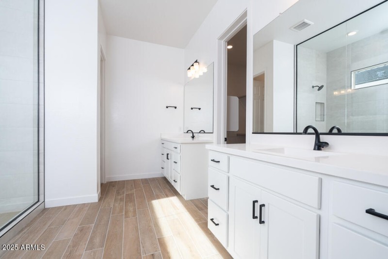 Tri Pointe Bella Vista 67 - Primary Bath