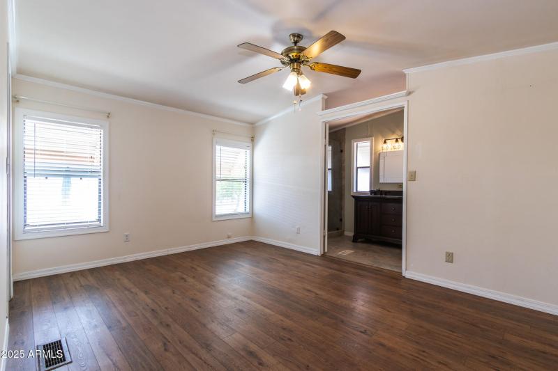 IMG_6158-Enhanced-NR