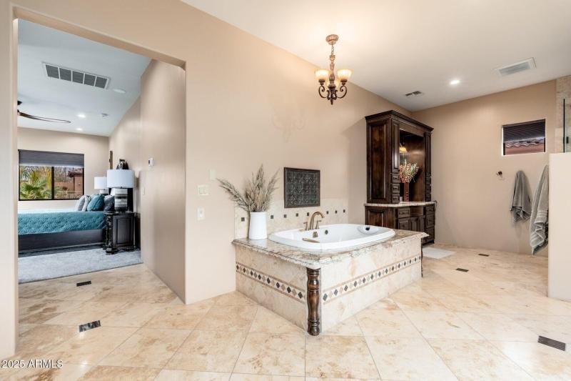 13206 N 64th St - 26