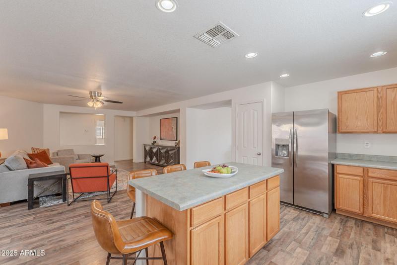 8-web-or-mls-Sunshine-8