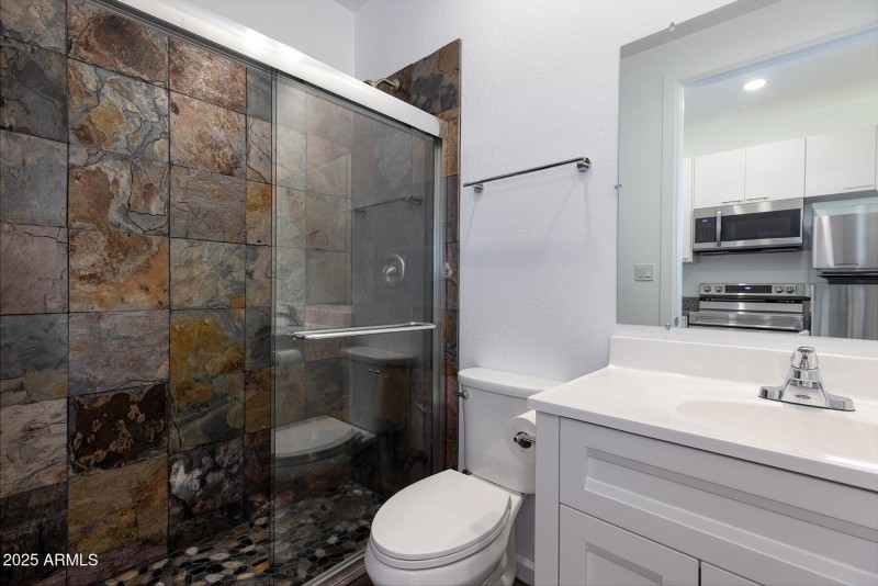 2943 E Lookout Ln (41)