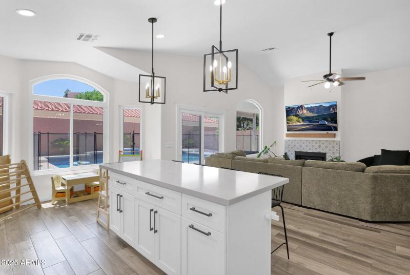 665 W Minton Dr- PHOTOS- Kitchen 4