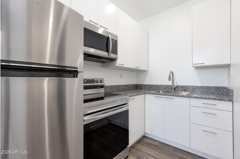 2943 E Lookout Ln (40)