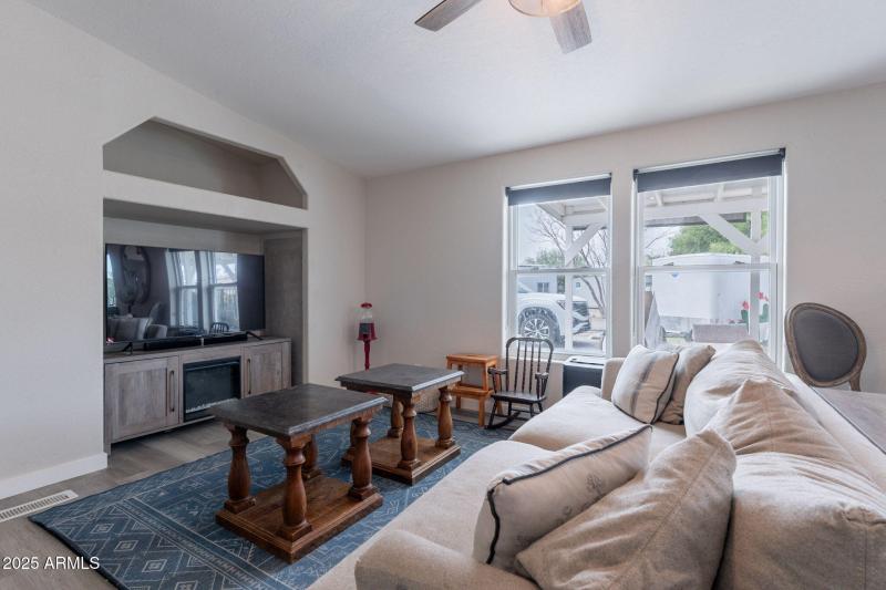 28-web-or-mls-Buckeye-28