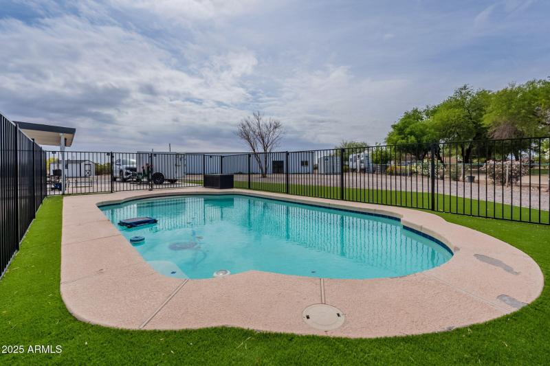 77-web-or-mls-Buckeye-77