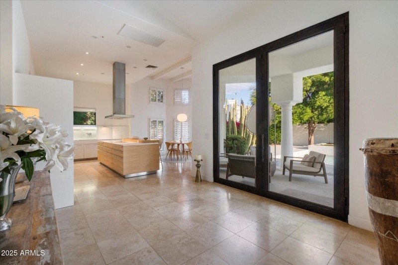 Kitchen/Doors from family room to patio