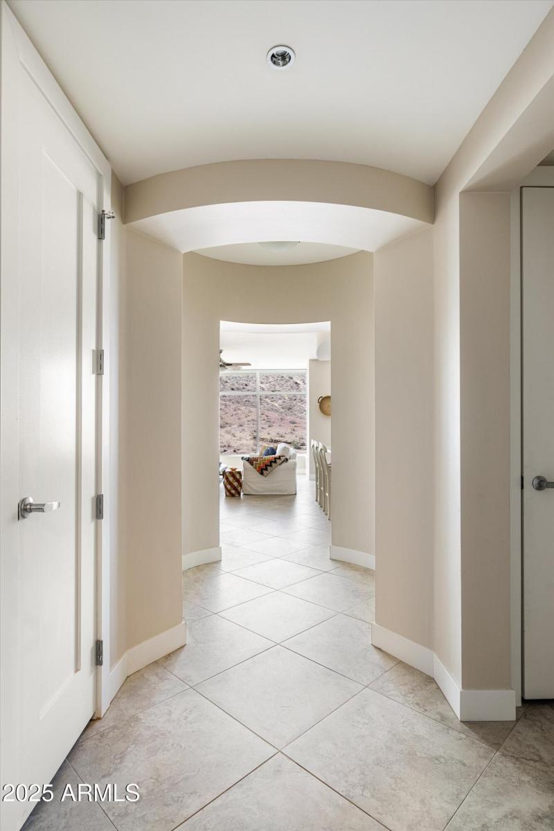 25-140 E Rio Salado Pkwy-30_03