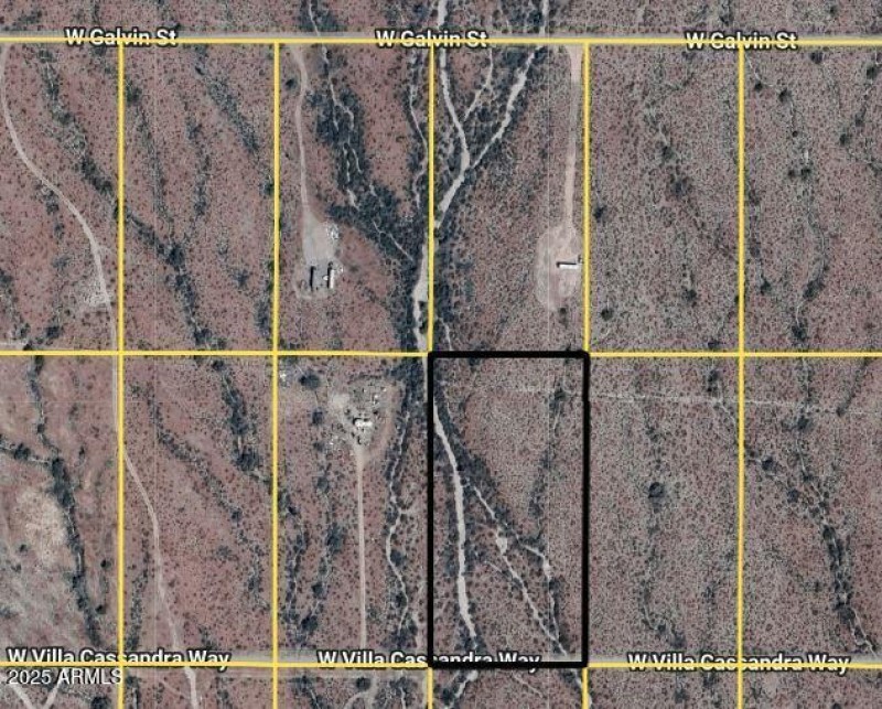 high contrast lines-2