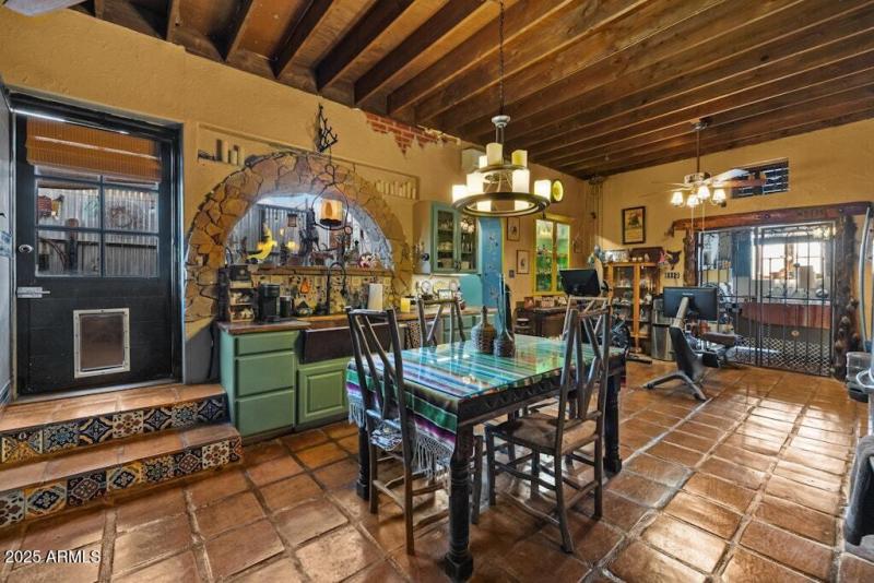 Jonas - Daytime Bisbee (29)