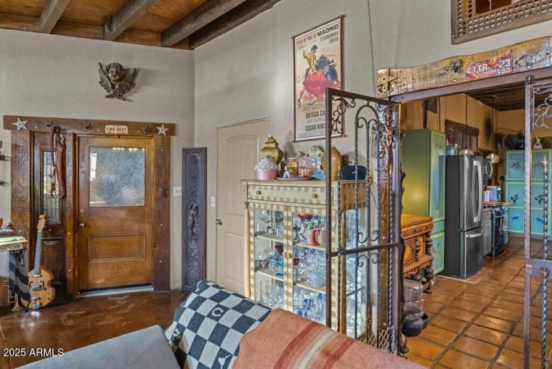 Jonas - Daytime Bisbee (115)